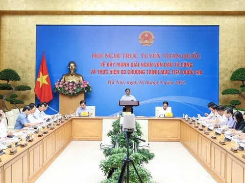 Không đề xuất xếp loại hoàn thành xuất sắc nhiệm vụ đối với tập thể và cá nhân người đứng đầu đơn vị không hoàn thành cam kết giải ngân vốn đầu tư công