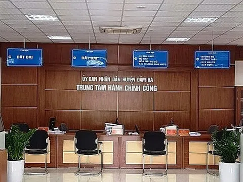 Cán bộ huyện bị tố hiếp dâm: Có căn cứ...kết cục thế nào?