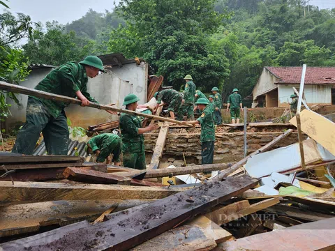 Nghệ An: Tình người trong cơn lũ dữ Kỳ Sơn