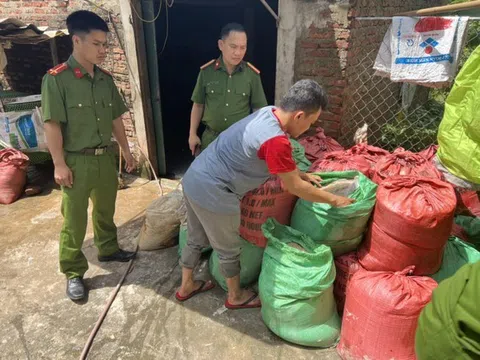 Hà Tĩnh: Phát hiện 1,2 tấn mỡ động vật không rõ nguồn gốc