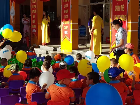 Sở GDĐT Nghệ An chỉ đạo rà soát, bãi bỏ hồ sơ, sổ sách trái quy định