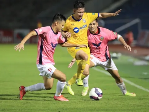 SLNA hòa nhọc Hà Tĩnh, HLV Huy Hoàng nói gì về mục tiêu lên top đầu V.League?