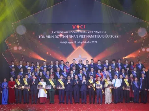 Top 10 Doanh nhân Việt Nam tiêu biểu nhất năm 2022 có 2 nữ doanh nhân