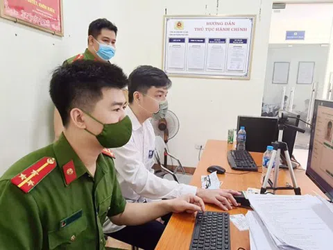 Hà Nội: Dùng tài khoản định danh điện tử trong thủ tục hành chính