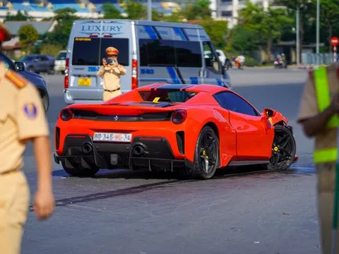 Vụ siêu xe Ferrari gây tai nạn: Công an lên tiếng trước thông tin cô gái là người cầm lái