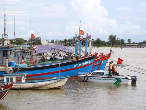 Không cấp phép tàu rời cảng vào vùng nguy hiểm bão số 7