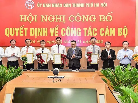 Hà Nội: Công bố các quyết định về công tác cán bộ, 6 lãnh đạo sở ngành được luân chuyển