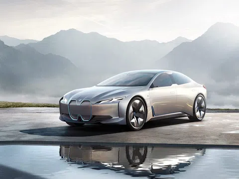 CEO BMW lo ngại vì lệnh cấm bán xe ôtô động cơ đốt trong