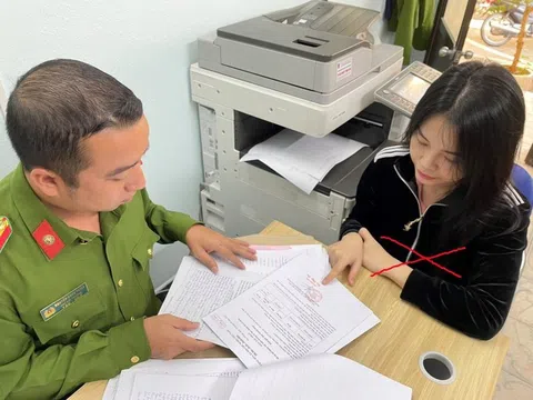 Chờ thụ án, cựu nhân viên ngân hàng vẫn lừa đảo hơn 800 triệu