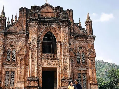 Địa điểm check in gần Hà Nội như Châu Âu thu nhỏ