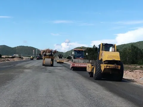 Bộ trưởng GTVT: Tuyệt đối không để xảy ra tình trạng "bán thầu"