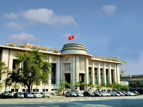 Không để doanh nghiệp đầu mối xăng dầu "đói vốn"