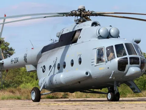 Lộ quốc gia viện trợ Ukraine cùng lúc 14 trực thăng Mi-8