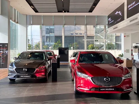 Mazda6 giảm giá tới 110 triệu đồng, quyết “khô máu” với Toyota Camry