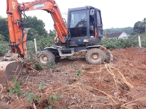 Đô Lương (Nghệ An): Ngang nhiên khai thác đất trái phép ở Bài Sơn