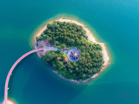 Hồ Kẻ Gỗ - điểm du lịch xanh hấp dẫn du khách