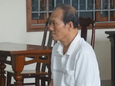 Ông lão 78 tuổi h-iếp d-âm bé gái lĩnh 20 năm tù