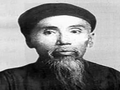 Hồ Phi Huyền với quê hương làng Quỳnh