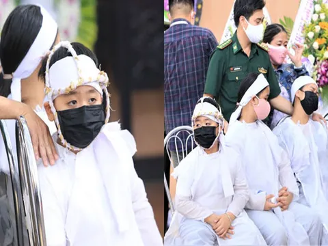 Xót xa cảnh con nhỏ nhìn bố lần cuối tại đám tang 2 Công an hi sinh vì truy bắt nhóm “trẻ trâu” c.ướp gi.ật