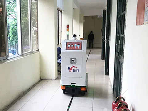 Việt Nam chế tạo thành công robot chống dịch Covid-19