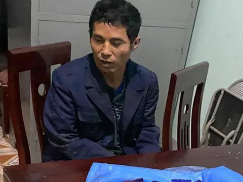 Nghệ An: Bắt đối tượng vận chuyển gần 4.000 viên m.a t.úy từ Lào về Việt Nam