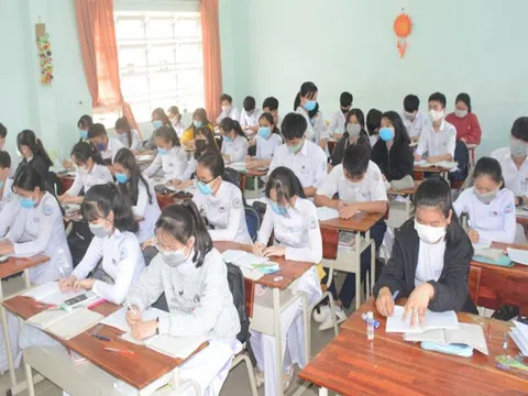 Hà Tĩnh: Học sinh lớp 9, lớp 12 sẽ đi học trở lại vào tuần tới