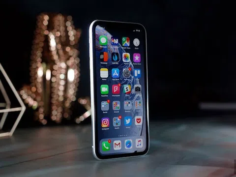 Apple lại bị kiện ra toà vì iPhone Xr bắt sóng tồi tệ