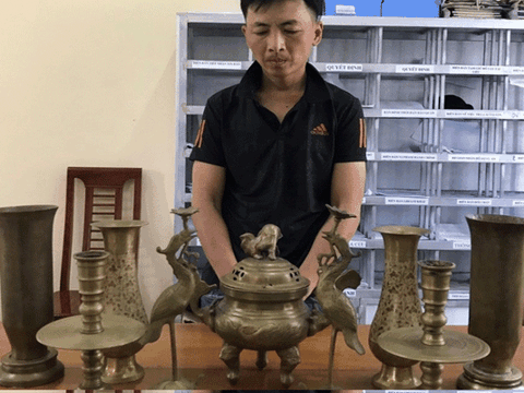 Hà Tĩnh: Khởi tố đối tượng bất chấp tâm linh trộm cắp đồ thờ