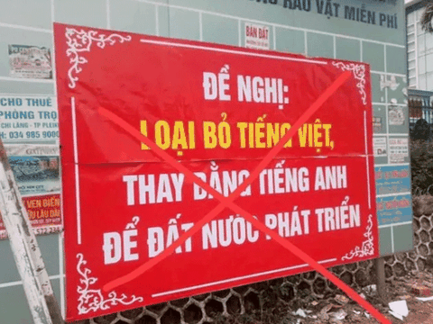 Treo băng rôn đề nghị loại bỏ tiếng Việt, 1 cựu giáo viên bị công an mời lên làm việc