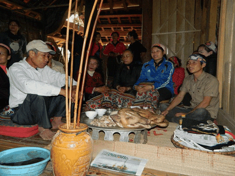 Những phong tục độc đáo của người Thái miền Tây xứ Nghệ