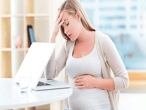 Bà bầu say nắng cần làm ngay các bước sau để tránh nguy hiểm thai nhi