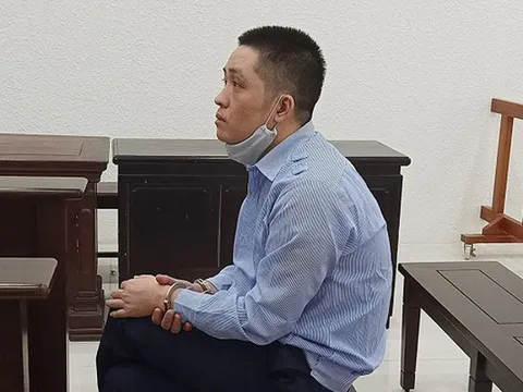 Tên trộm đột nhập căn biệt thự tắm rửa, ăn cơm rồi mới lấy cắp chiếc ô tô