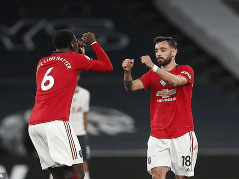 Man United gặp vận xui lớn: Pogba va chạm với Bruno trên sân tập, cả 2 cùng chấn thương