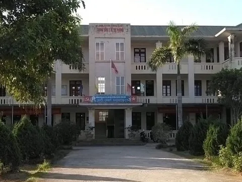 Hà Tĩnh: Huyện 3 lần “xin hướng dẫn” tiêu chuẩn bổ nhiệm GĐ Trung tâm Y tế