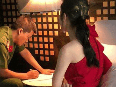 Công bố 3 đại gia bỏ hơn 1 tỷ cho một lần “mua diêm” quý cô hoa hậu