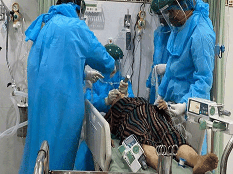 Ca tử vong thứ 8: Bệnh nhân 496 suy thận mạn giai đoạn cuối và mắc Covid-19