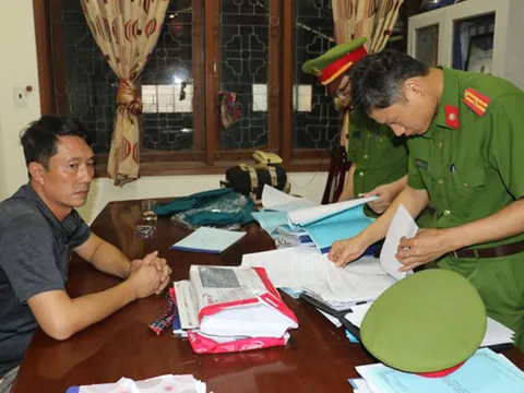 Nghệ An "loại thẳng" cán bộ, công chức nhũng nhiễu ra khỏi bộ máy