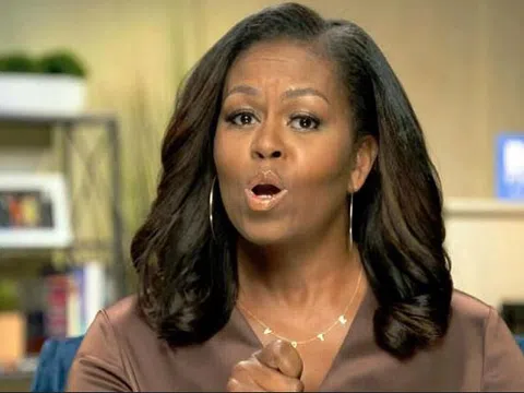 Bà Michelle Obama: Ông Trump là "tổng thống sai lầm"