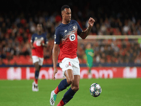 Man United bất ngờ muốn "cướp" mục tiêu của Arsenal vào giờ chót