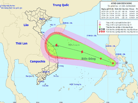 Áp thấp nhiệt đới giật cấp 8 hướng vào Biển Đông, khả năng mạnh lên thành bão