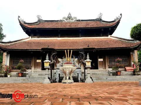 ﻿Nghệ An: Uy linh núi Dũng Quyết - Nghệ dục Bình sinh