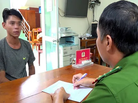 Ấm ức bị chia tay, thanh niên mang súng đến nhà người yêu bắn trút giận