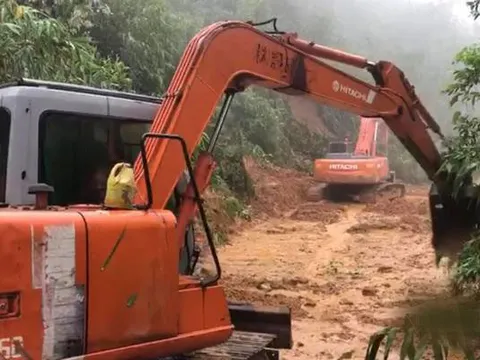 Sạt lở thủy điện Rào Trăng 3: Chủ tịch huyện mất tích trong đoàn cứu nạn