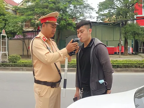 Nghệ An: Xử tài xế “ma men” bất kể ngày đêm