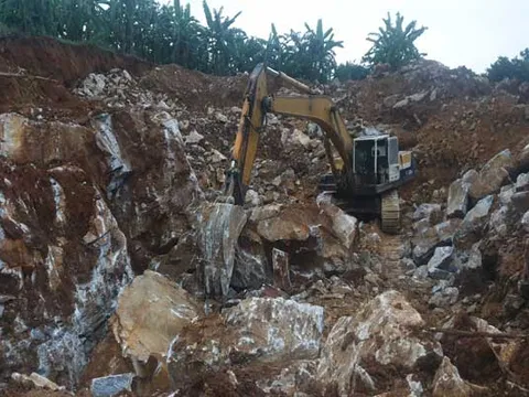Nghệ An: Giải pháp nào cho nạn khai thác đá không phép?