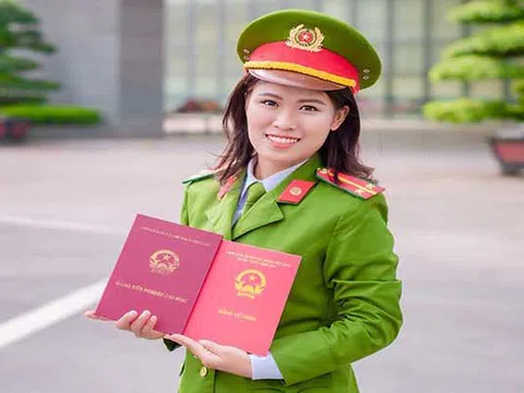 Nữ sinh Hà Tĩnh là 1 trong 8 sinh viên tốt nghiệp xuất sắc của Học viện Cảnh sát nhân dân