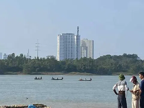 Vụ người mẹ trẻ Hà Tĩnh ôm con bệnh não nhảy cầu: Tìm thấy thi thể người mẹ