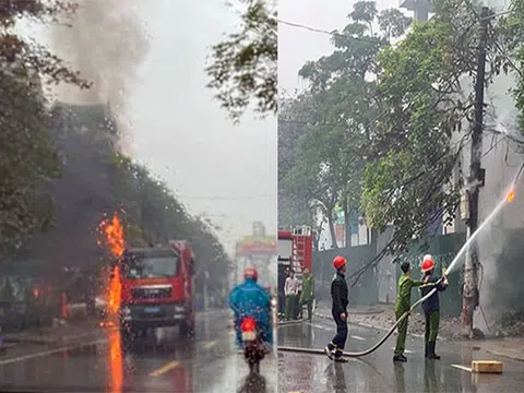 Nghệ An: Cột điện ở TP Vinh bốc cháy ngùn ngụt giữa trời mưa lạnh